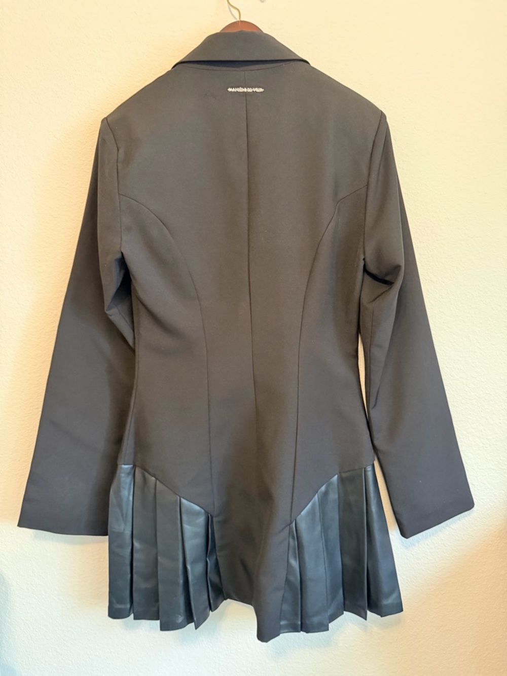 Maniere De Voir black blazer dress, size 4. - Picture 12 of 14